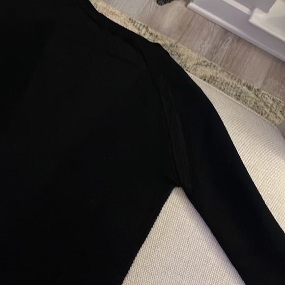 Lululemon black sweater - Picture 5 of 5